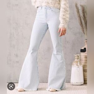 Kancan ultra highrise extreme flare pinstripe